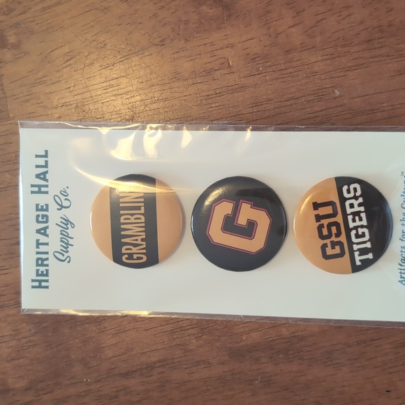 Grambling State University Tigers Spirit Pack with Flag and Tops - Picture 6 of 6